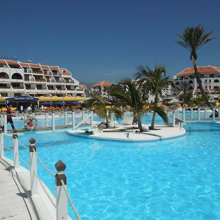 Two Bedroom Beachfront No 3 With Sea-view, Heated Pool, Close To The Sea Apartamento *