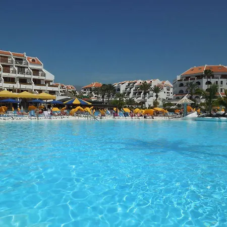 Two Bedroom Beachfront No 3 With Sea-view, Heated Pool, Close To The Sea Apartamento *