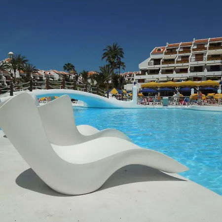 Two Bedroom Beachfront No 3 With Sea-view, Heated Pool, Close To The Sea Apartment Arona (Tenerife)